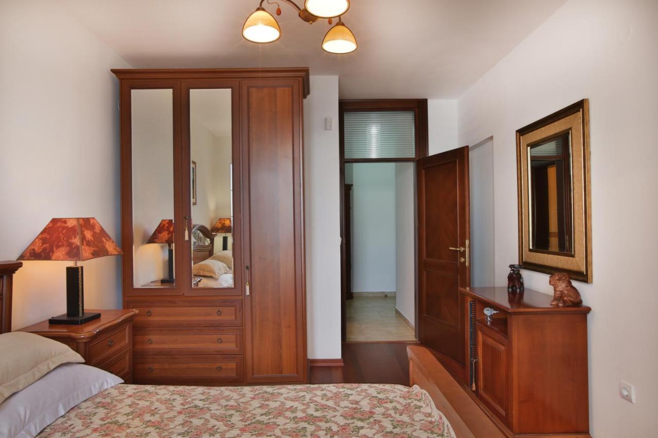 Royal Holiday Apartments Sveti Stefan Extérieur photo