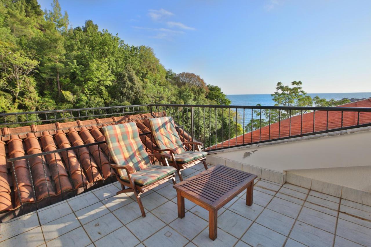 Royal Holiday Apartments Sveti Stefan Extérieur photo